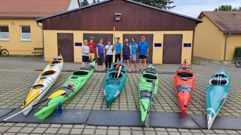 2 neue Seekayaks, Wasserwandern